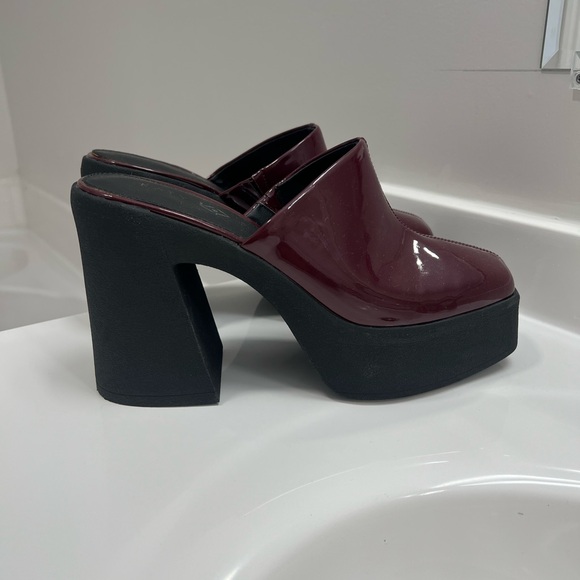 Katy Perry The Heighten Platform Clog - Picture 5 of 8